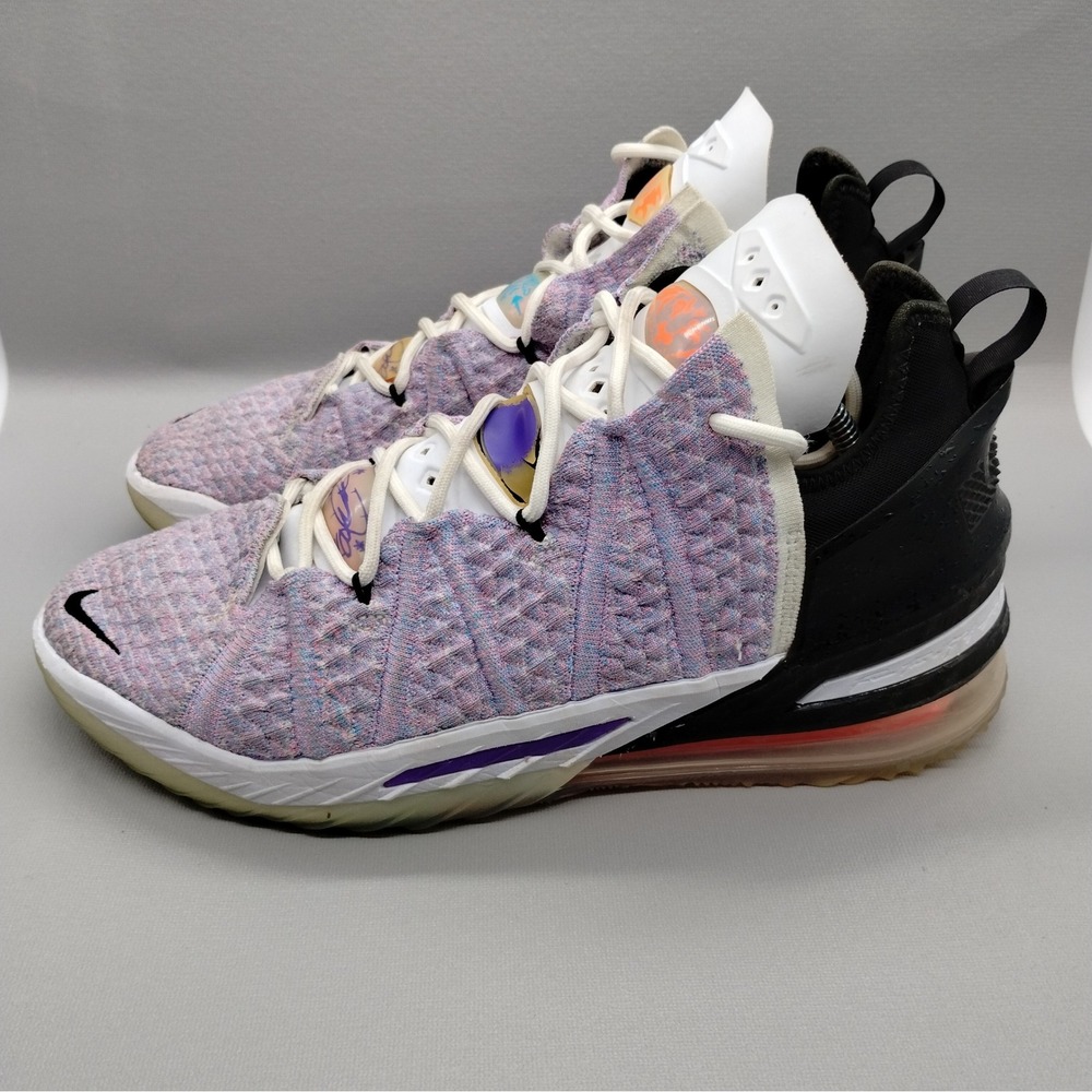Nike LeBron 18 Basketball Sneakers Mens Size 11 Graffiti Athletic Shoes‎ Flyknit